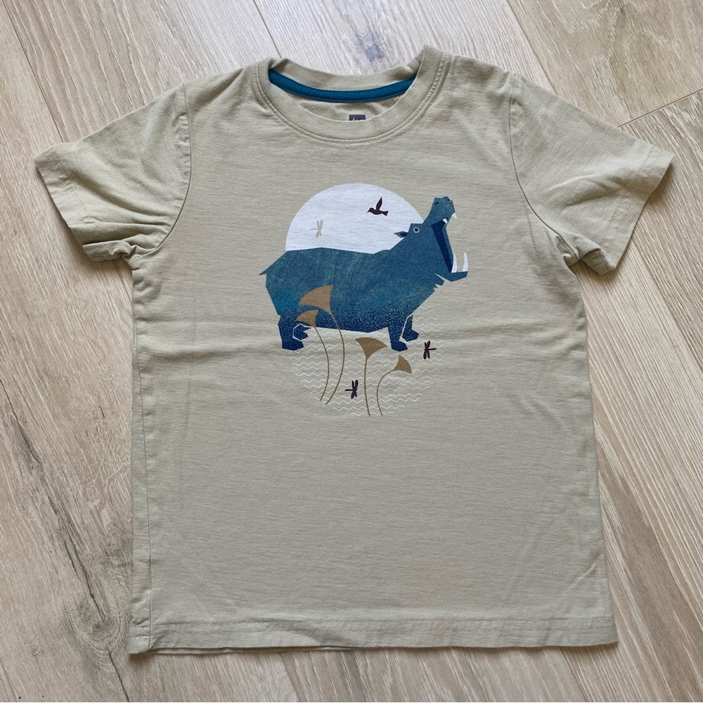 Tea Collection size 7 tee